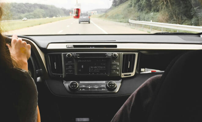 Touchscreens Vs. Buttons: Why Drivers Want the Old Dashboard Back