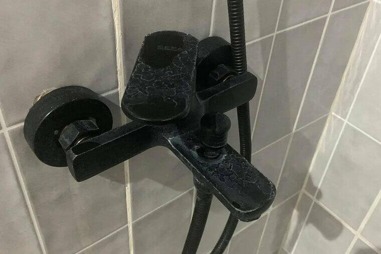 Matte Black Fixtures