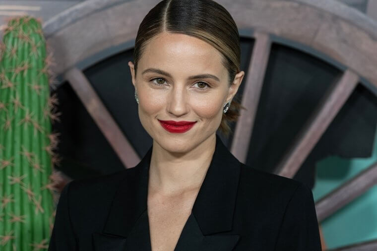 "Wonderland": When Her Friendship With Dianna Agron Sparked Speculation