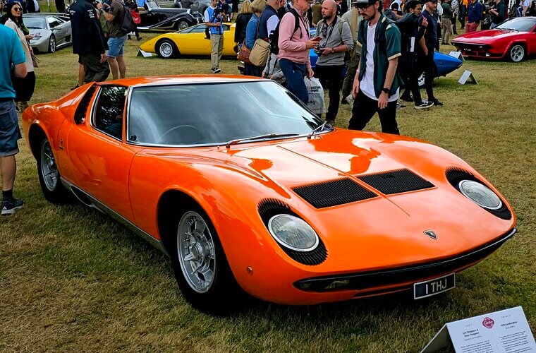 Lamborghini Miura P400