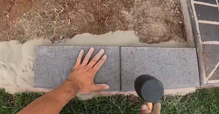 Edge Flower Beds With a Physical Barrier