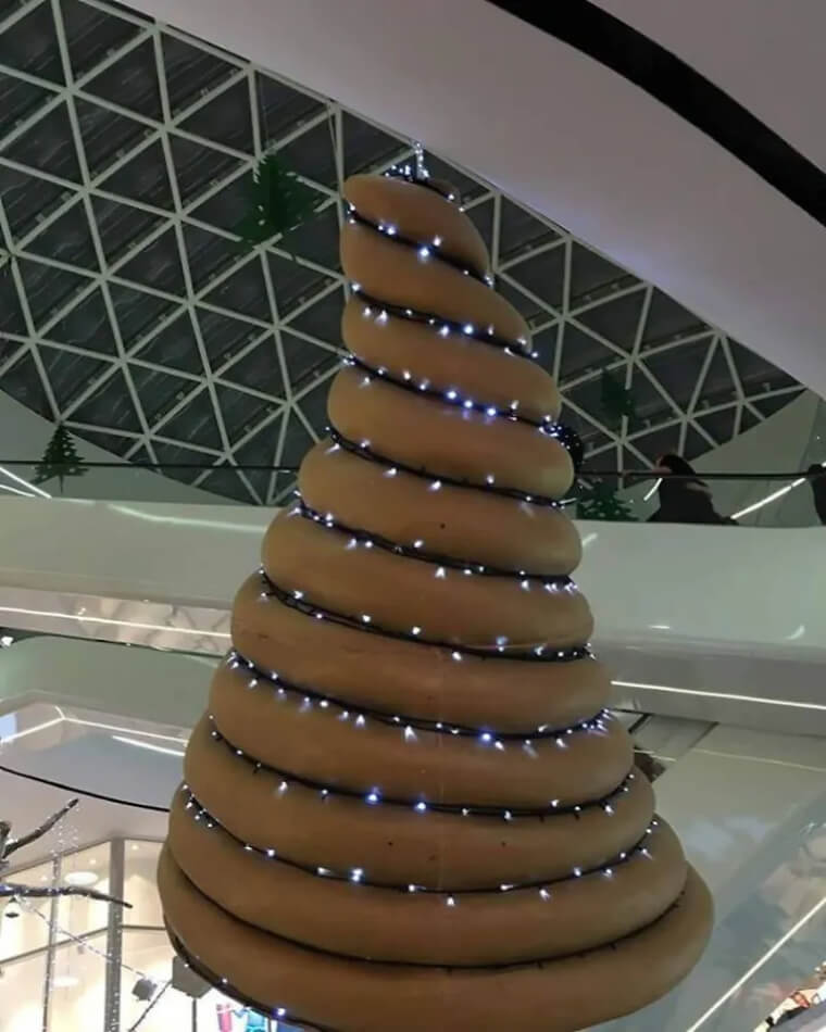 Uma árvore digna de um Grinch