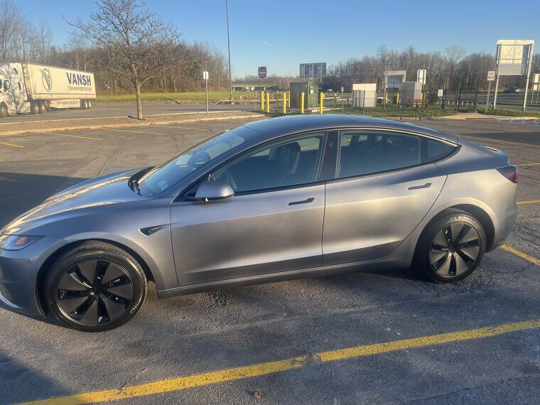 2025 Tesla Model S