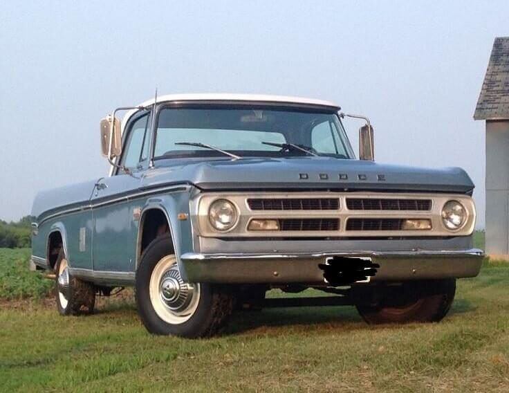 The 1970 Dodge D200 With Big Block