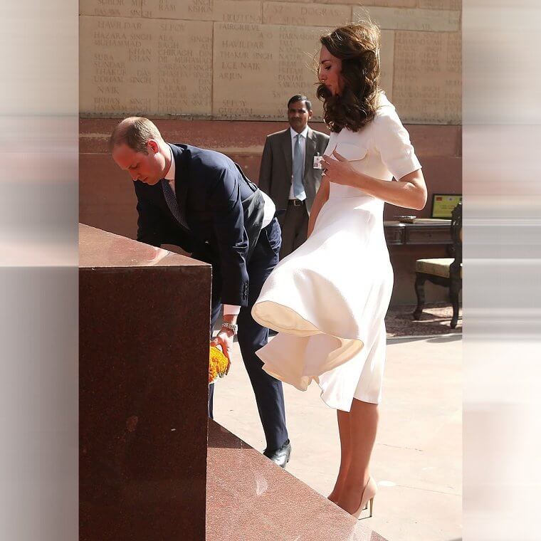 When Kate Had to Stop Her Dress Blowing up