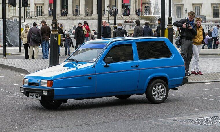 Reliant Robin