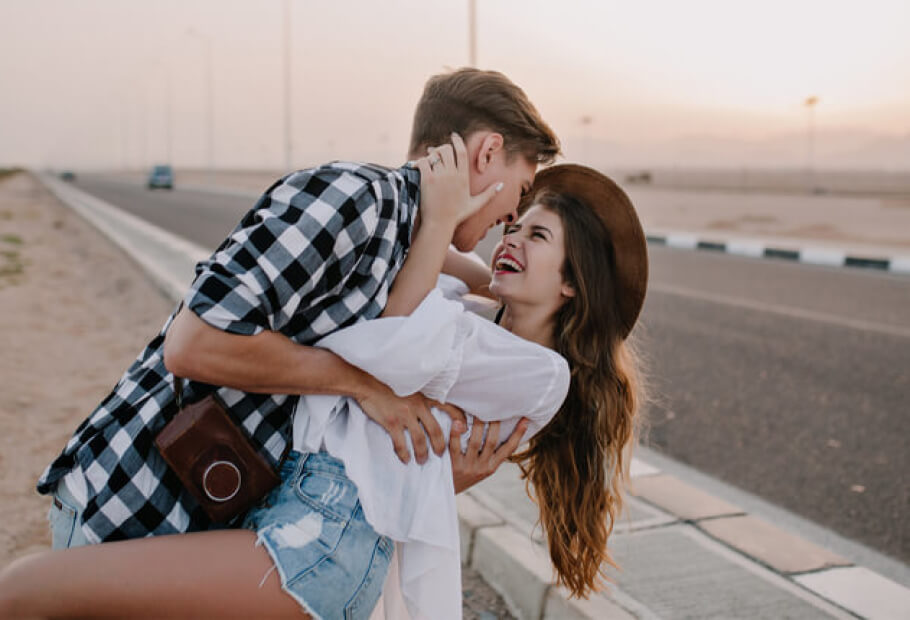 9 Dinge, die Paare für dauerhafte Beziehungen tun