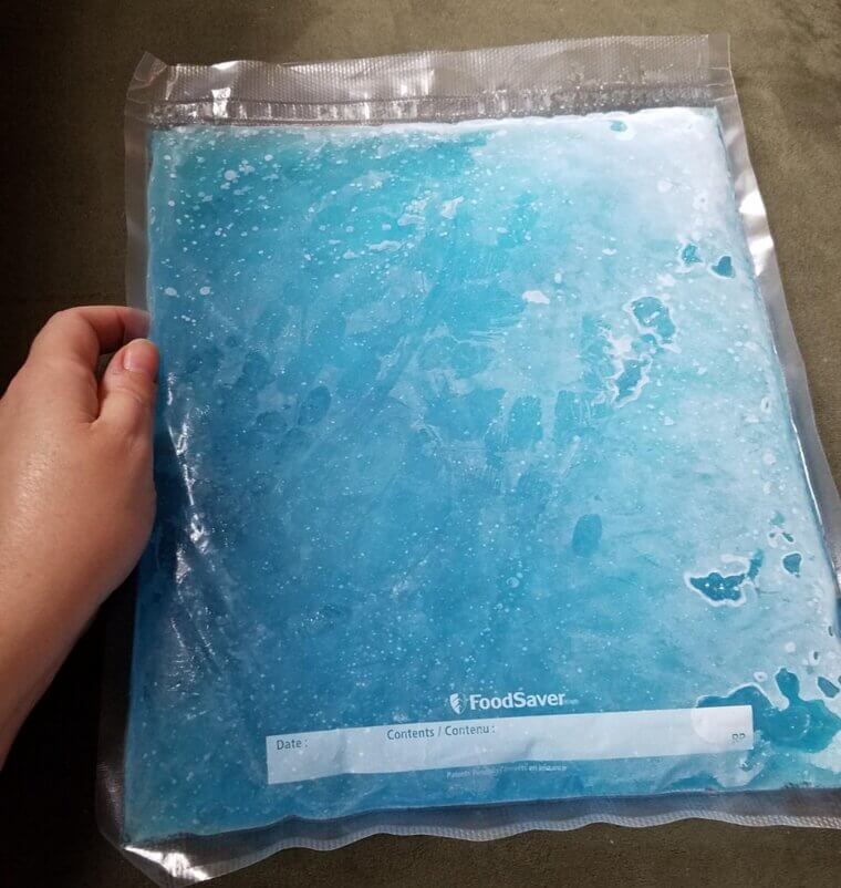 Make a Drip-Free Ice Pack