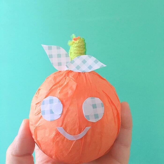 Create Pumpkins of All Sizes Using Tissue Paper