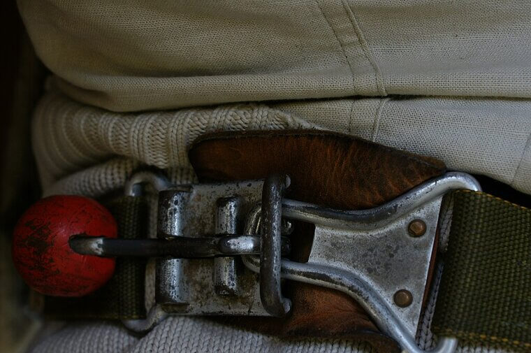 Automatic Shoulder Belts With Manual Lap Belts