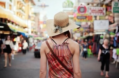 The 6 Things You Should Never Do As A Tourist In A Major City