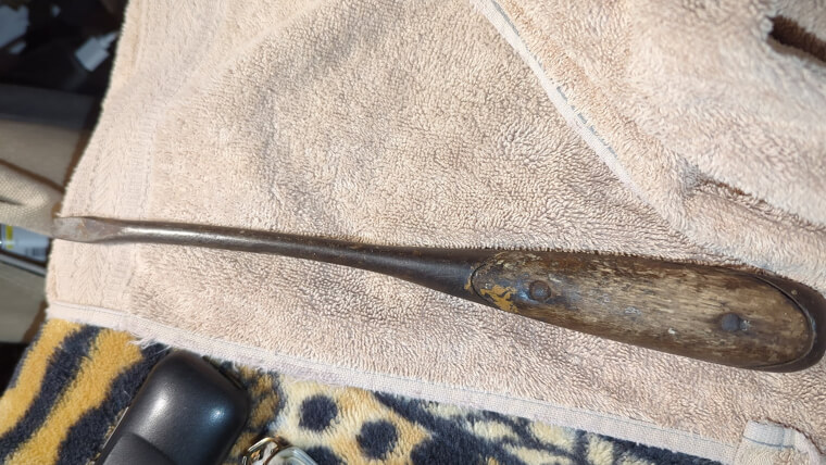 Worn-out Paint Scraper You Don’t Need