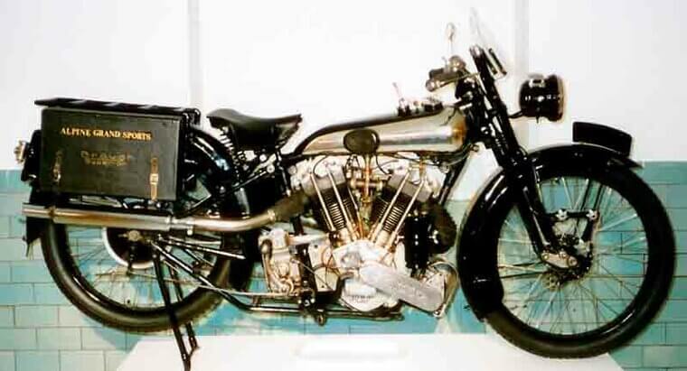 Brough Superior SS100 – 1924–1940