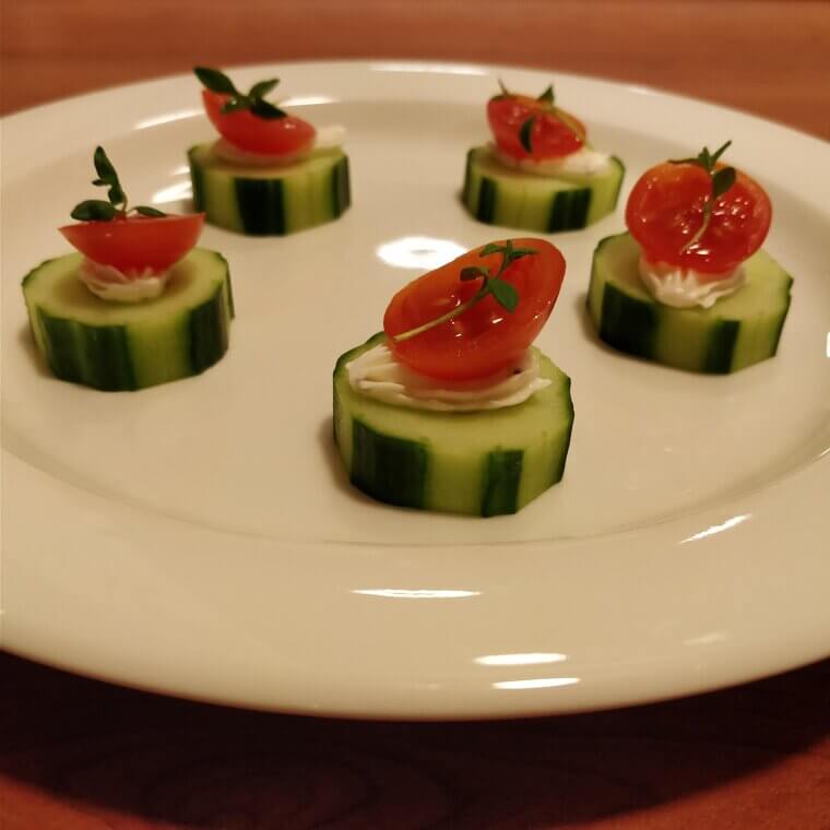 Tuna Salad in Cucumber Cups