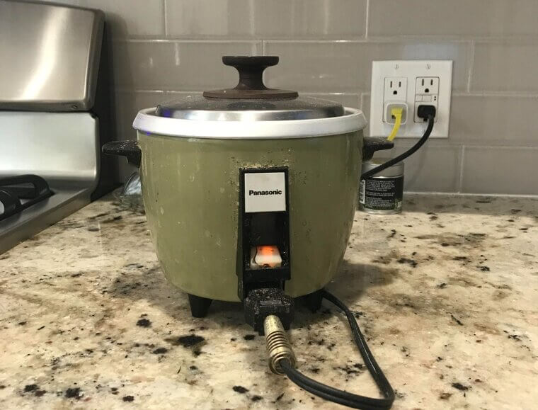 Vintage Rice Cookers: Significant Safety Risks