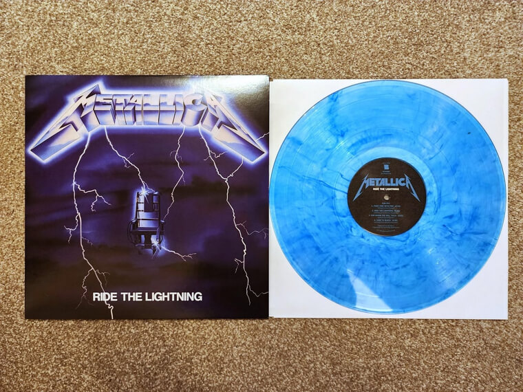 "Ride the Lightning" by Metallica - Progressive Thrash Evolution and Acoustic-Electric Dynamics