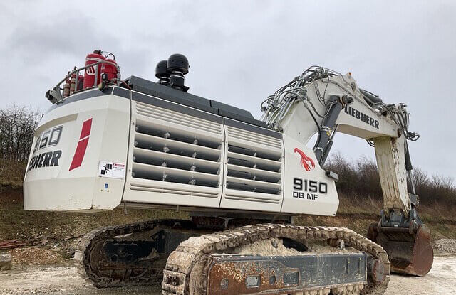 2019 Liebherr R9150B Tracked Excavator - £665,000 (US $898,328)