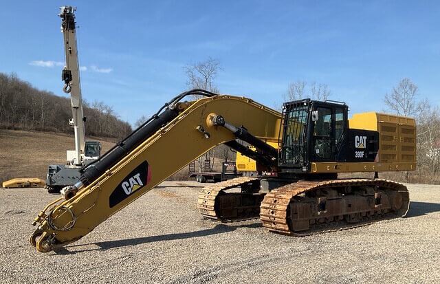 2017 Cat 390F L Tracked Excavator - US $235,000