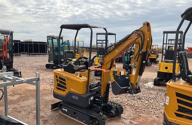 2024 AGT MX20R Mini Excavator (Unused) - US $1,500