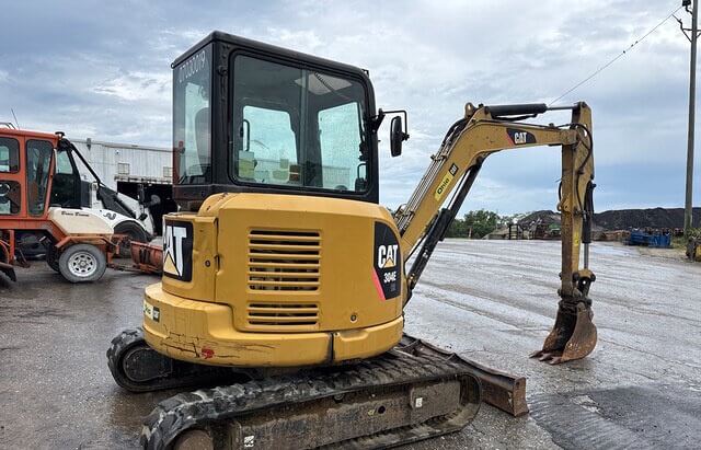 2012 Cat 304E Tracked Excavator - US $9,000