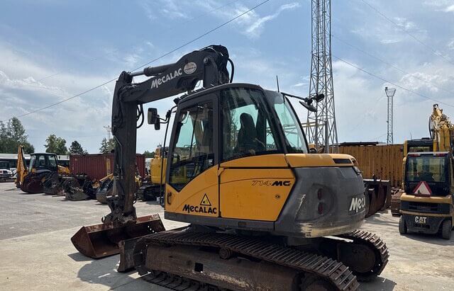 2017 Mecalac 714MC Tracked Excavator - €55,000 (US $64,479)