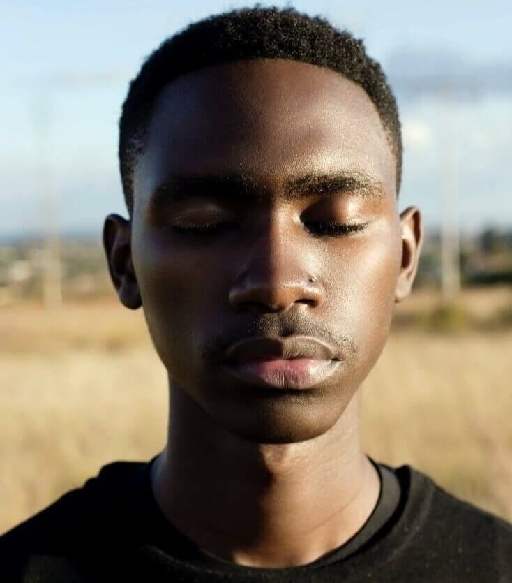 Tu peux toujours voir même si tes yeux sont fermés