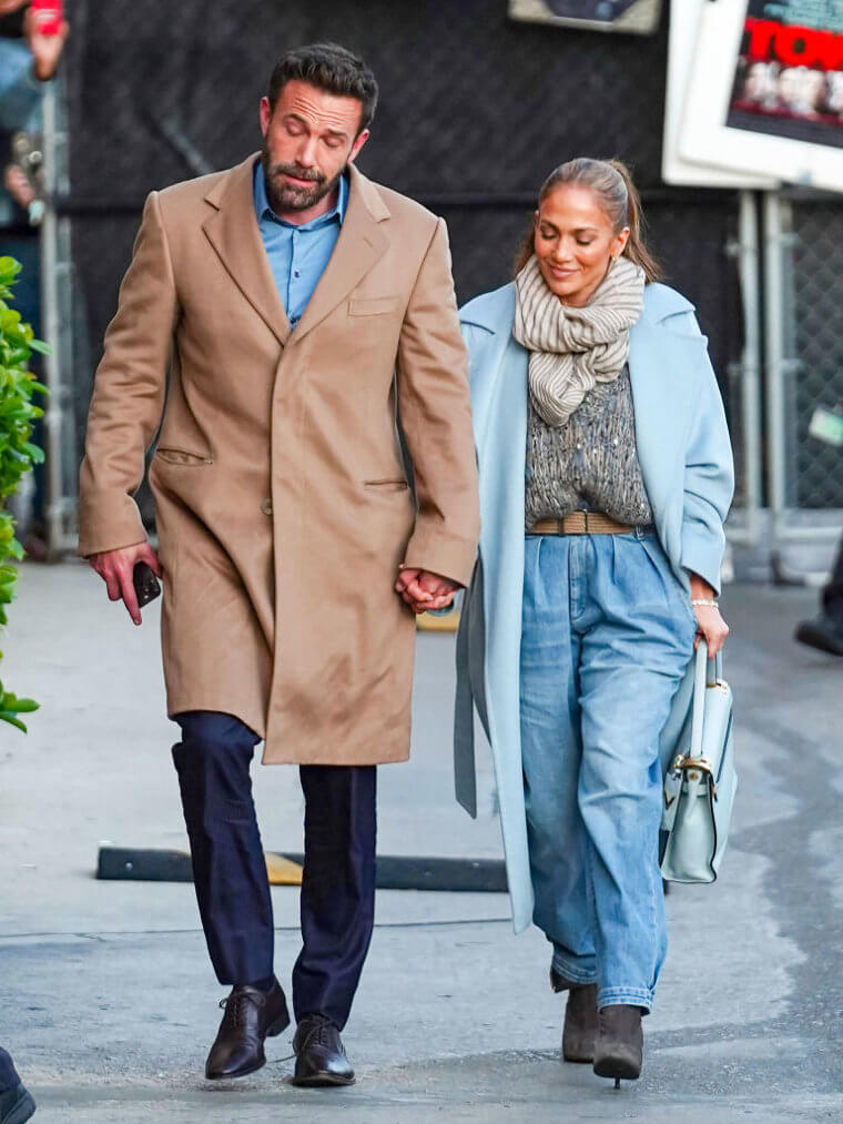 Ben Affleck ha speso più di 15.000 dollari in pubblicità per JLo mentre lei era ancora sposata con un altro