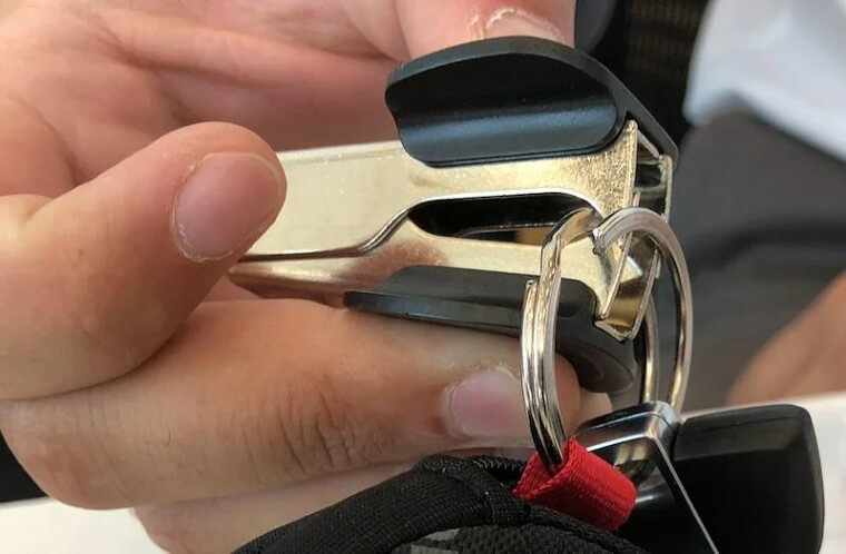 Use a Staple Remover to Add Keys to Your Chain the Easy Way