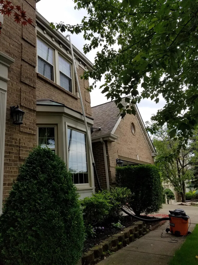Use Your Vacuum and PVC Pipes to Clean Your Gutters