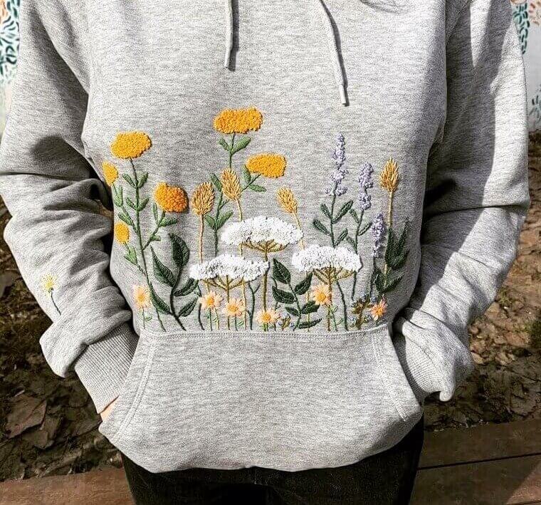 Embroidering Floral Motifs Onto Clothes to Refresh Your Wardrobe