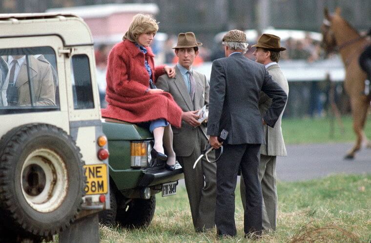 While Pregnant, Diana Desperately Threw Herself Down a Staircase