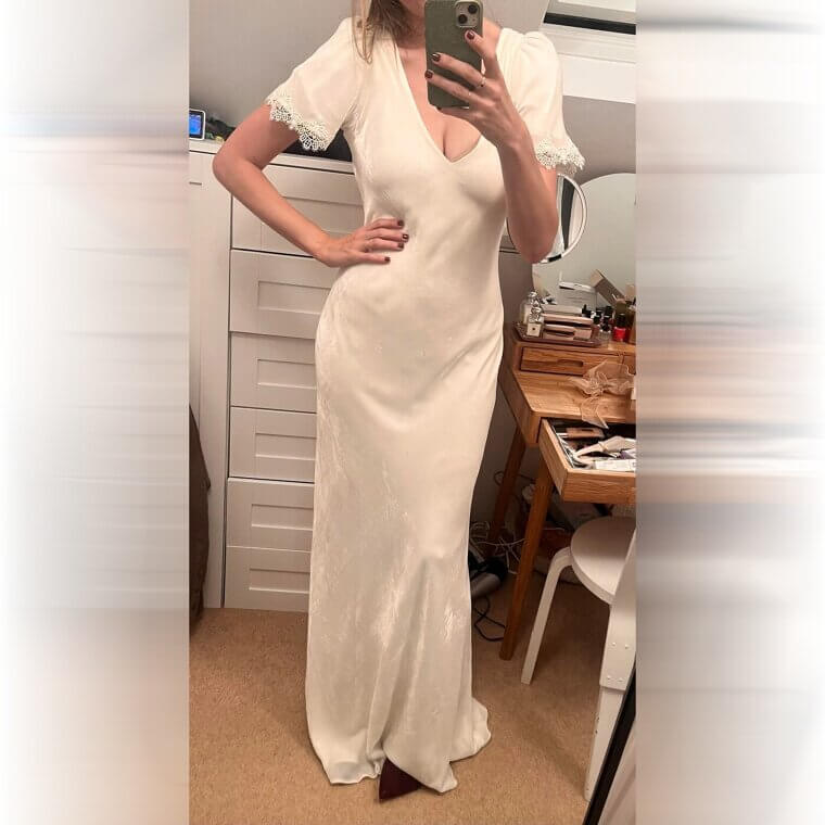 The Tailored Wool Sheath Dress for Timeless Polish