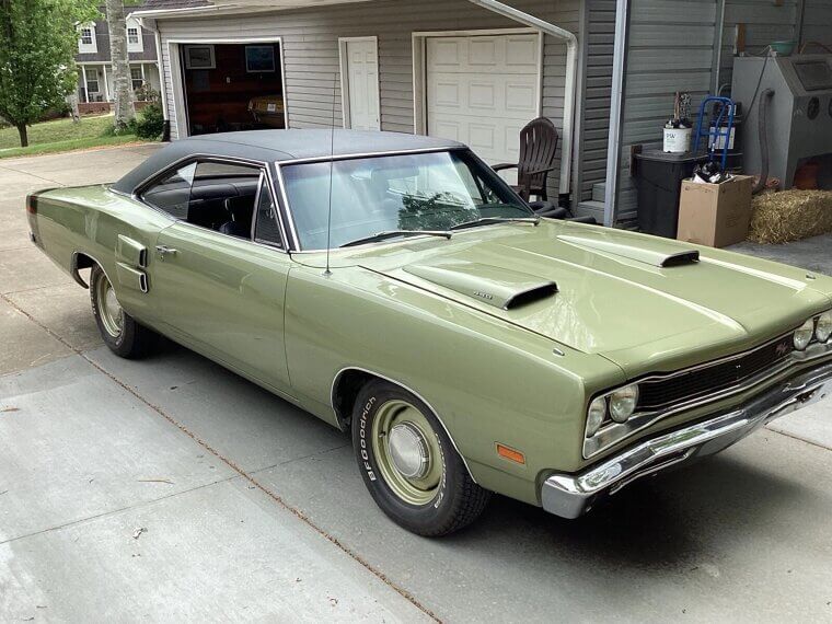 1969 Dodge Coronet - $48,000