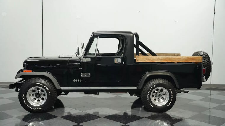1981 Jeep CJ-8 Scrambler - $27,995