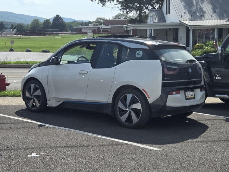 BMW I3
