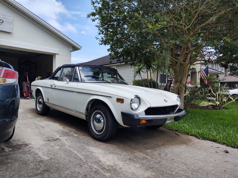 Fiat 124 Spider