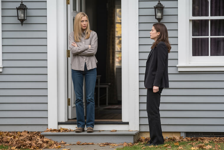Why Lisa Kudrow Vanished From Public Life