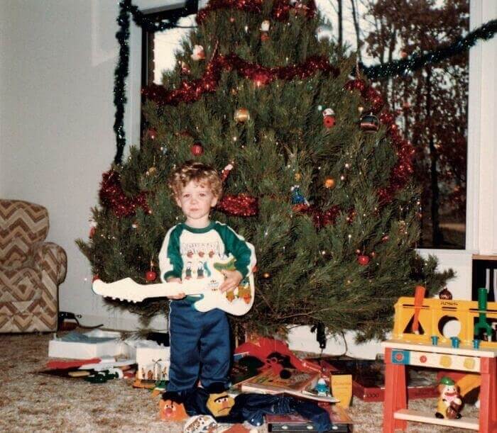 Justin Timberlake Rocking Around The Christmas Tree