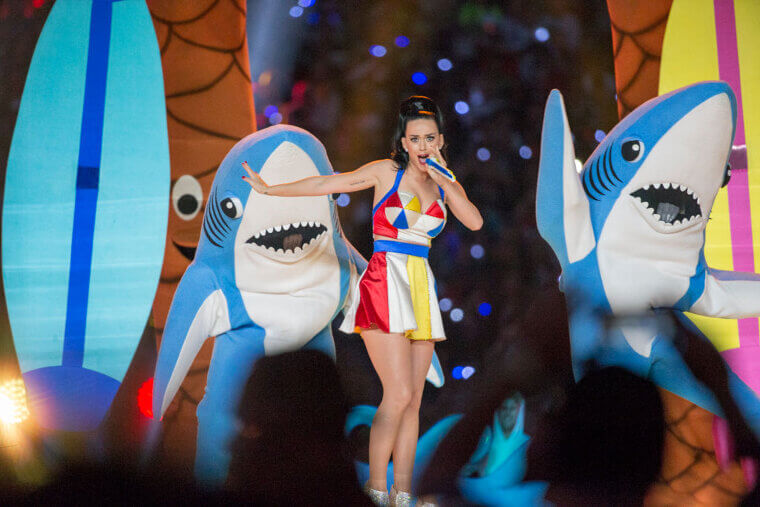 Katy Perry's 2015 Super Bowl Halftime Beach Ball Outfit