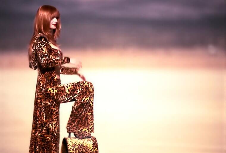 Shania Twain's 1998 That Don't Impress Me Much Leopard Print