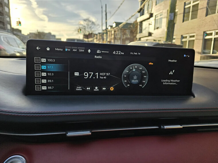 Malfunctioning Infotainment System