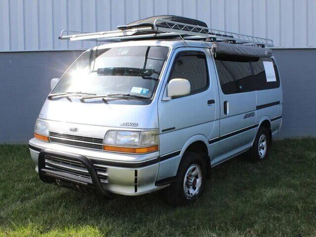 1991 Toyota Hiace - $15,597
