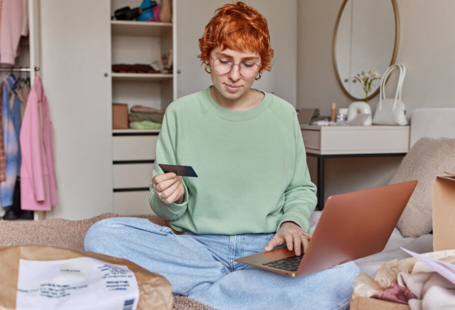 When Shoppers Ordered Something Online, but What Arrived Was Totally Different