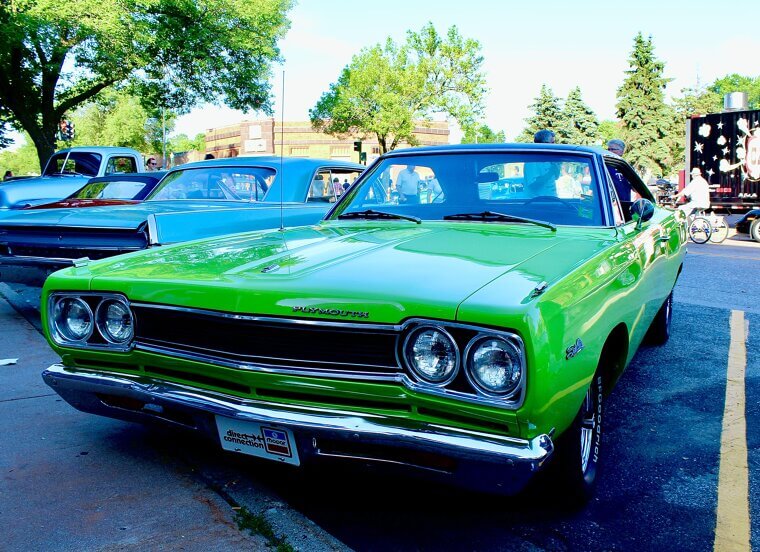 Plymouth Satellite