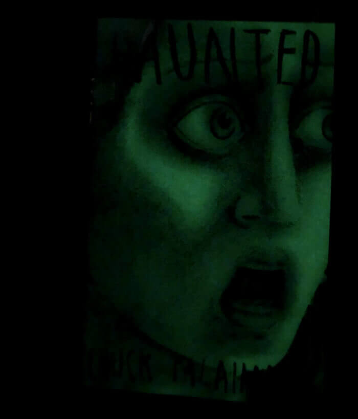 Ne juge pas un livre à sa couverture...