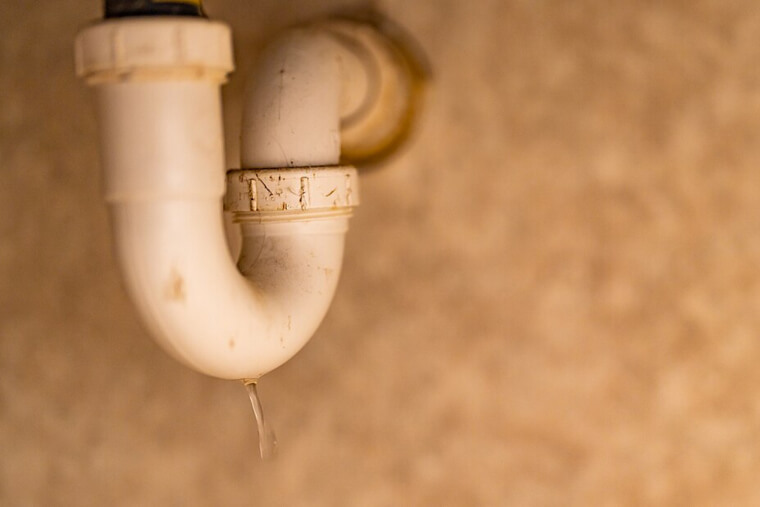 Fixing Leaks With Epoxy or Glue