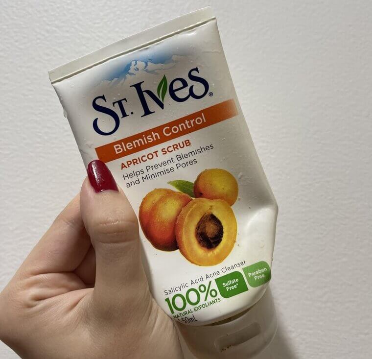 St. Ives Apricot Scrub (Old Formula)