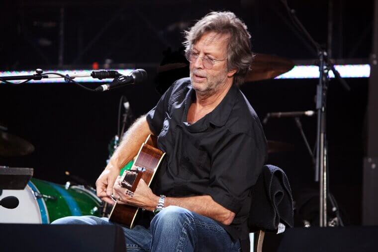 Wonderful Tonight (1977) - Eric Clapton: A Laid-Back Groove Honoring the Simple Joy of Admiring Your Significant Other