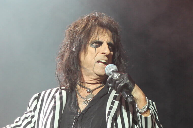 You and Me (1977) - Alice Cooper: A surprisingly tender declaration from a shock-rock icon celebrating everyday domestic life