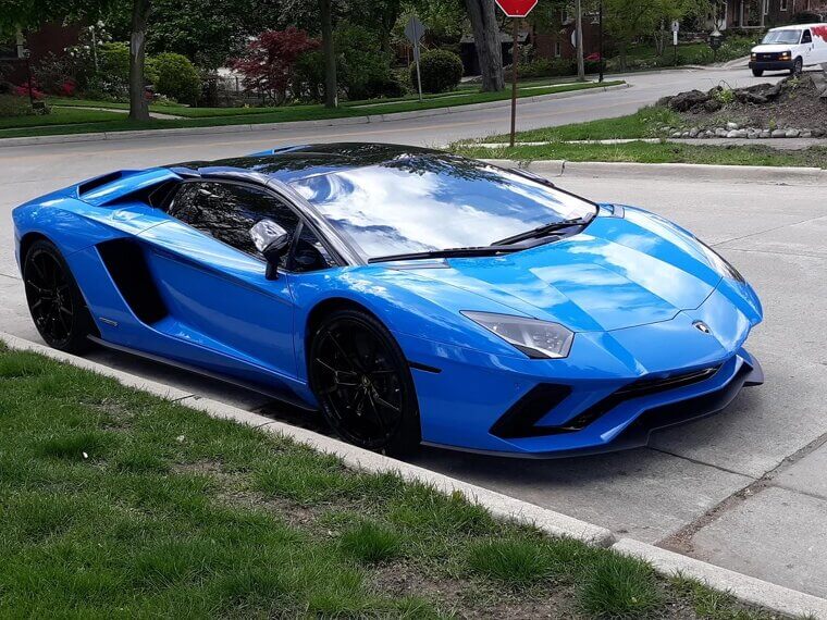 Lamborghini Aventador